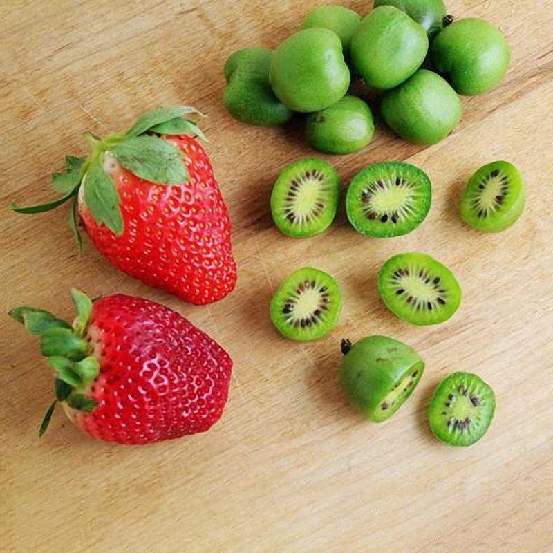 Egrow 50Pcs(100Pcs)/Bag Mini Kiwi Berry Seeds Miniature Kiwi Berry Hardy Actinidia Arguta Fruit Seeds